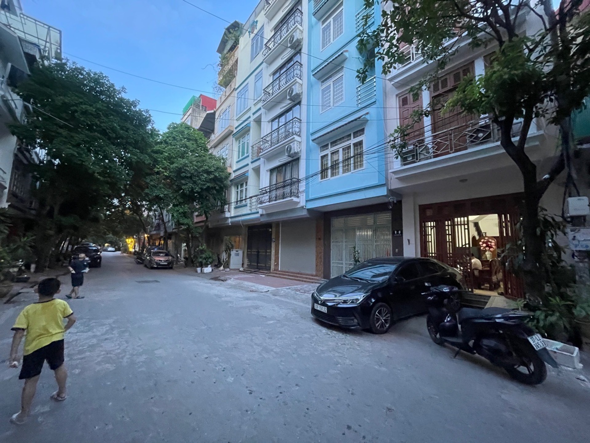 Bán nhà 5 tầng diện tích 40m² liền kề Ngô Thì Nhậm, Hà Đông, Vỉa Hè, ô tô tránh, Kinh Doanh