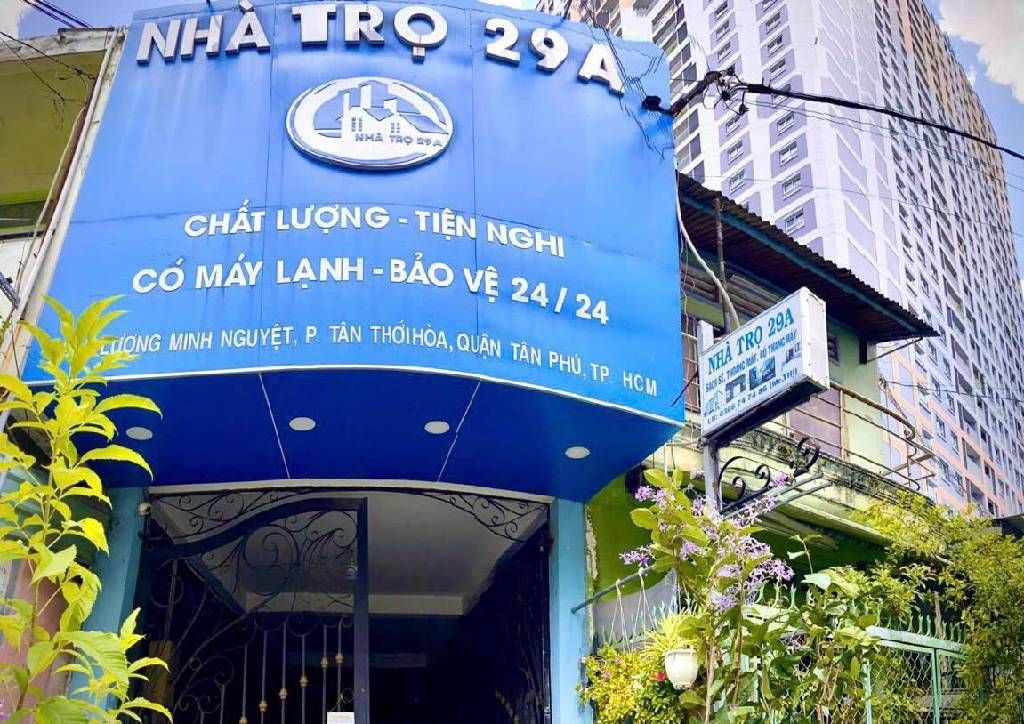 Bán nhà mặt phố tại Tân Phú, 2 căn liền kề, diện tích 479m2, dòng tiền ổn định