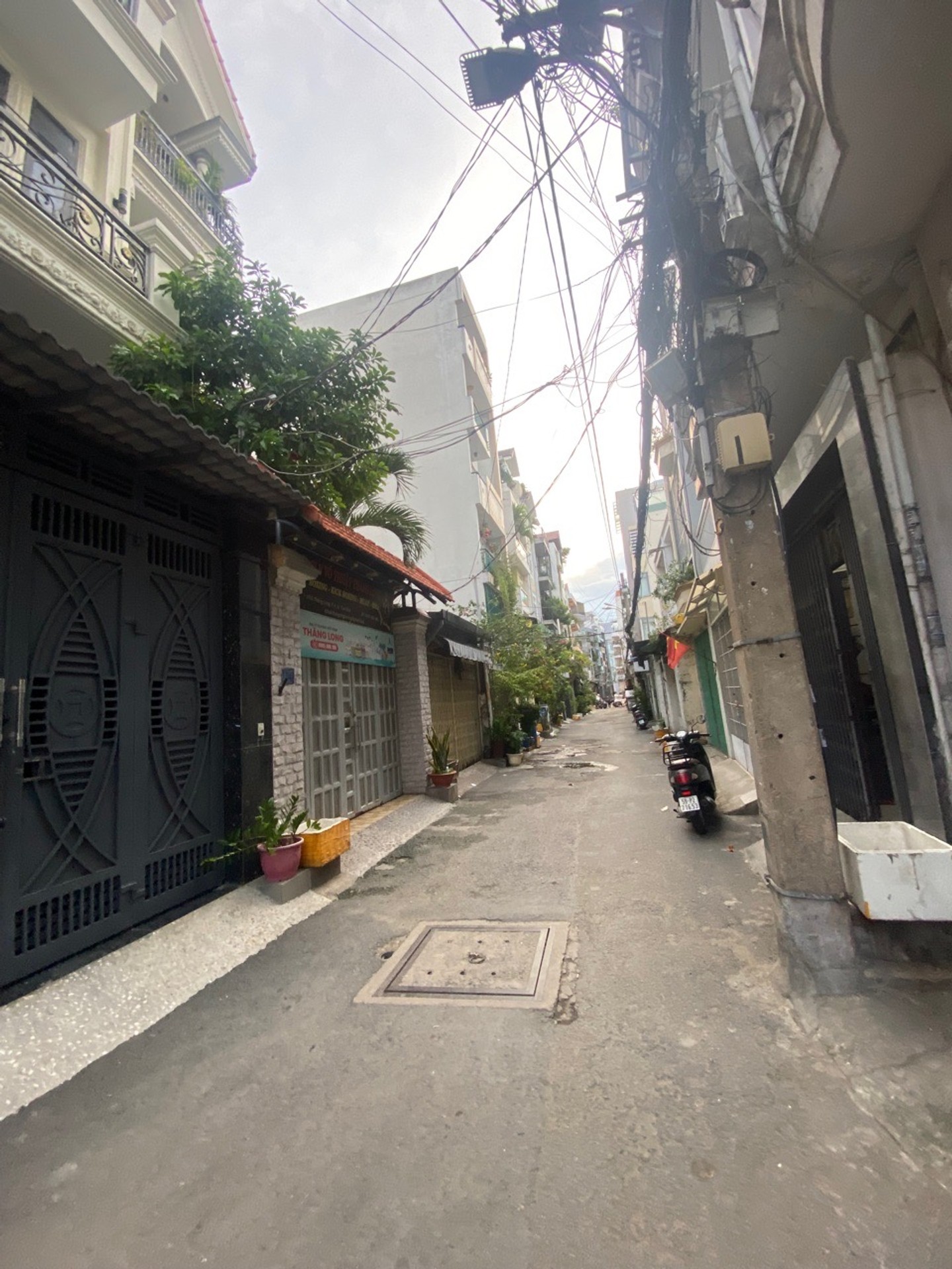 Bán nhà riêng 2 tầng 103m2 tại Thăng Long giá 18,9 tỷ