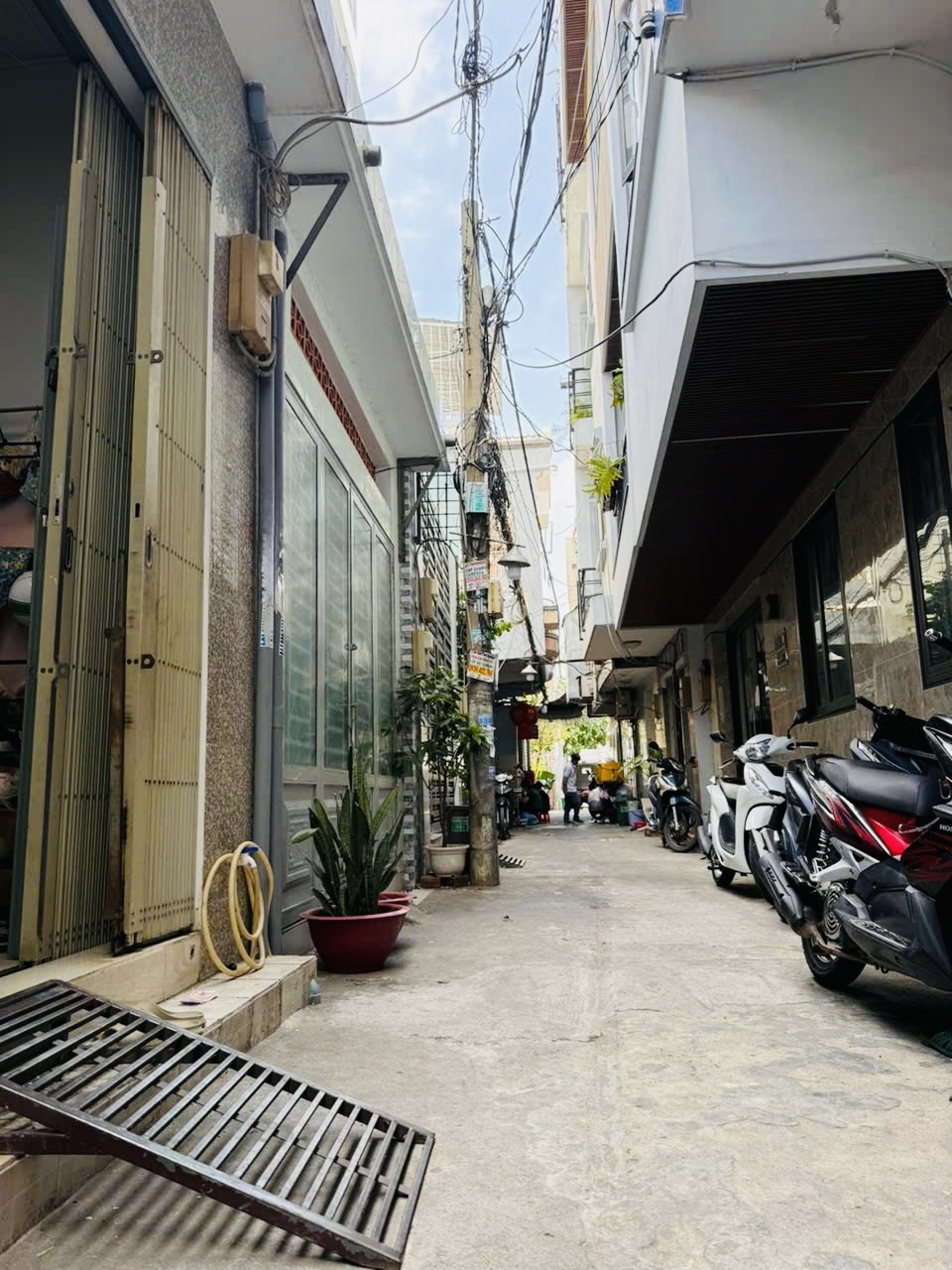 HẠ SÂU 2 TỶ CÒN 11,5 TỶ
154M2 - P. TÂN HƯNG Q 7 - GẦN 100M TỚI TRẦN XUÂN SOẠN