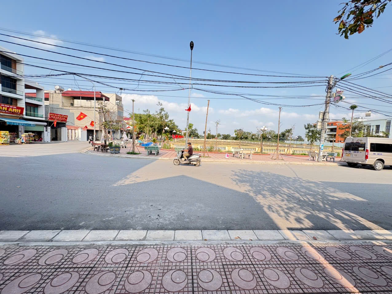 🌺ĐƯỜNG THÔNG OTO 5 CHỖ ĐỖ CỬA - CÁCH QH ĐƯỜNG 30M BÌA ĐANG DẦN HOÀN THIỆN 20M -C VÕ VĂN KIỆT 200M