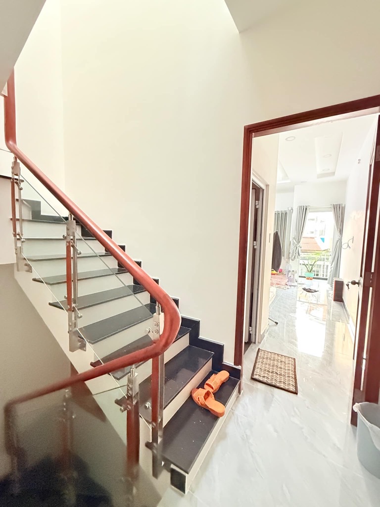 Nhà 4 Tầng Hẻm Xe Hơi Khu Thành Mỹ