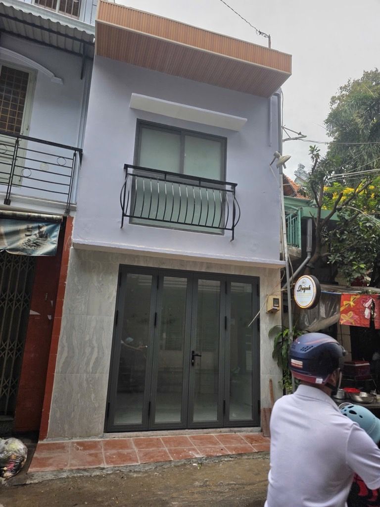 Nhà 2 tầng mới tinh, hẻm xe hơi Tân Sơn Hòa