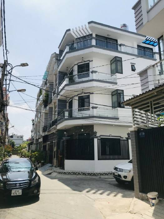 Bán nhà 4 tầng lô góc tại Thị trấn Nhà Bè, diện tích 52m², giá 6.7 tỷ đồng