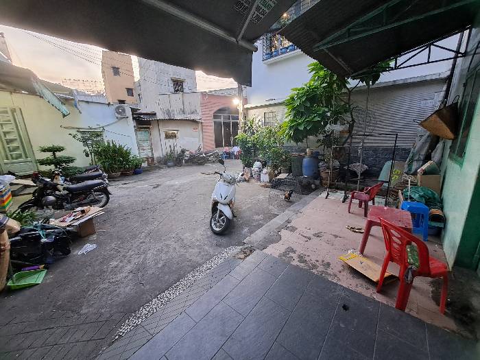 Nhà riêng HXH giá hợp lý tại quận Tân Bình, diện tích 40.9m2