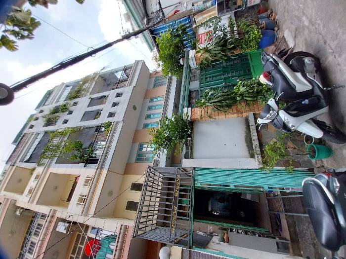 Nhà 5 Tầng Thoáng Đẹp Giữa Trung Tâm Quận 3