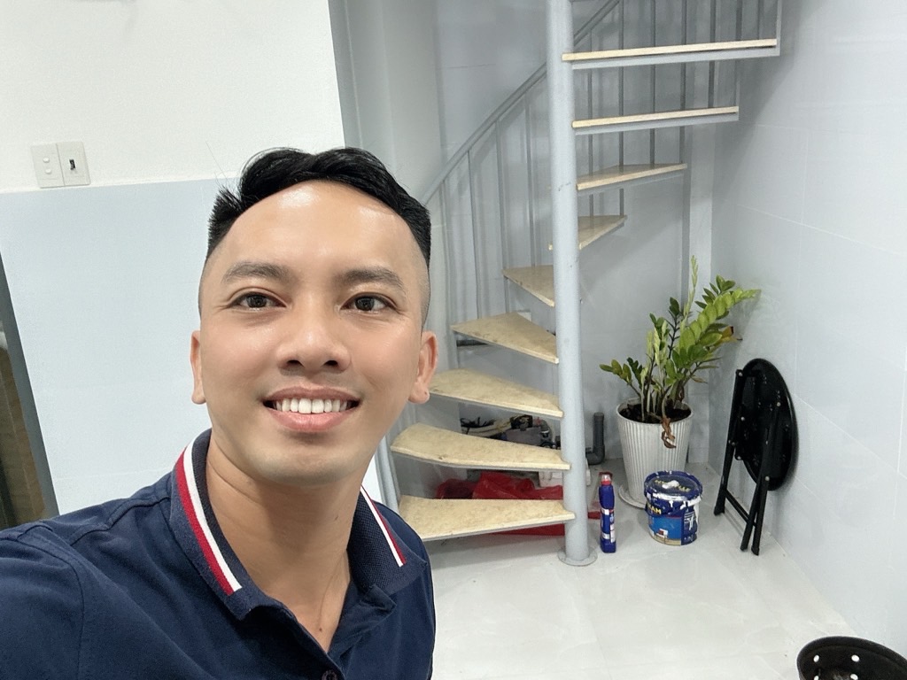 Nhà mới full nội thất, vị trí đắc địa gần phố ẩm thực