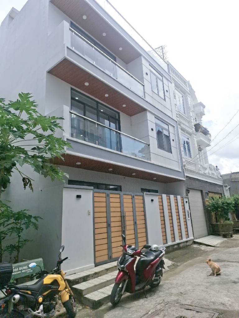 Bán nhà riêng 4 tầng tại thị trấn Nhà Bè, diện tích 69.2 m², mặt tiền rộng 8.5 m