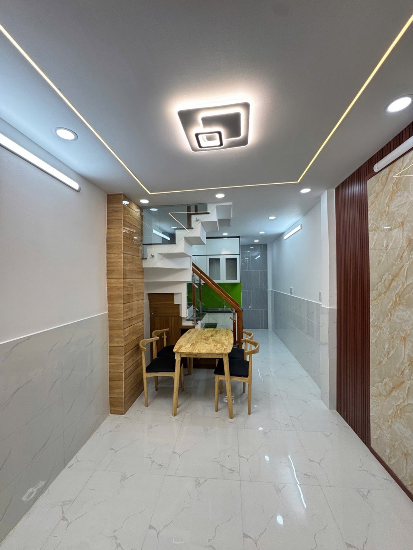 Cơ hội sở hữu nhà 2 tầng mới giá tốt ngay Bình Trị Đông