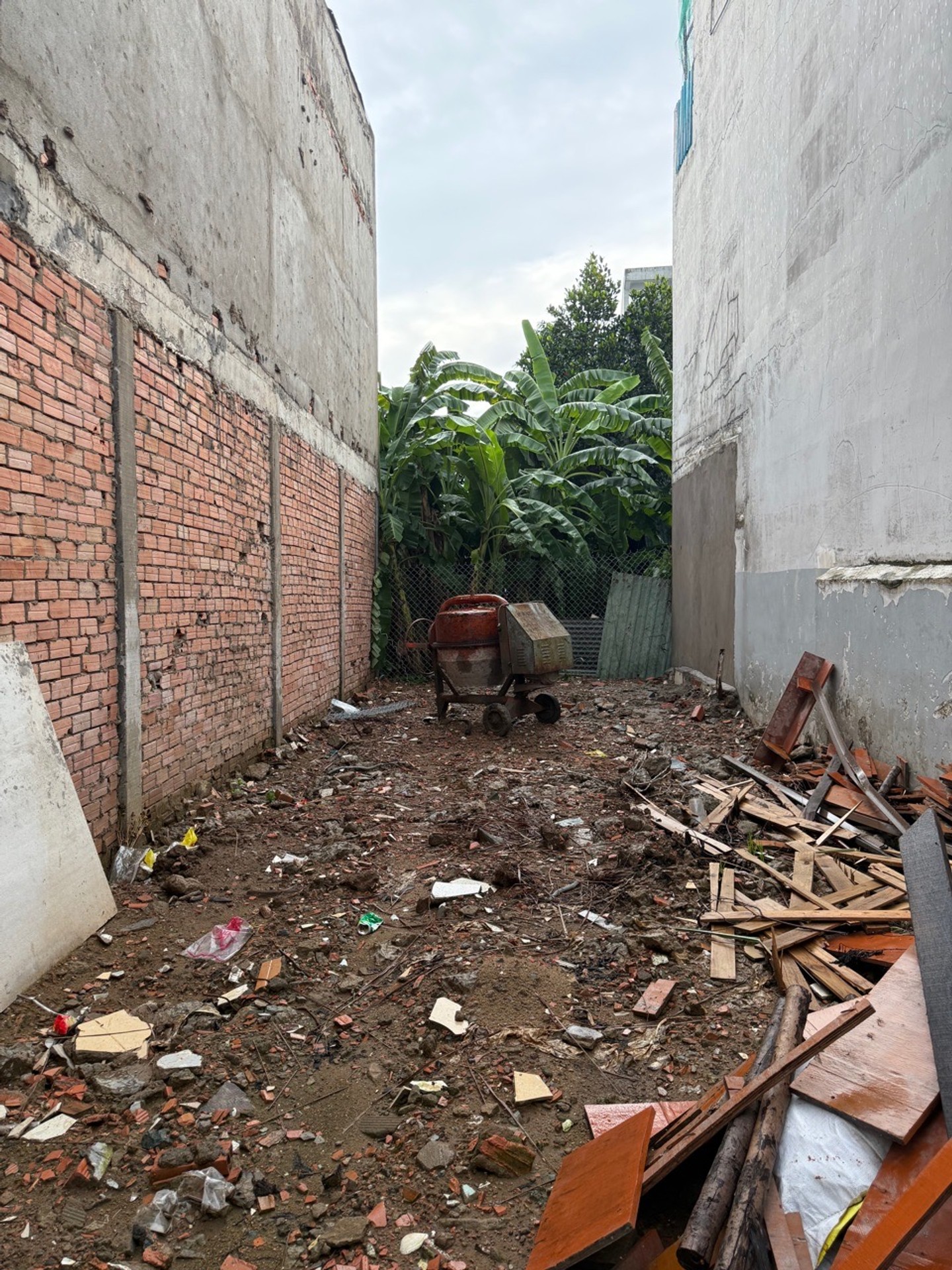 🔥( QUẬN 7 ) BÁN ĐẤT HẺM 95 LÊ VĂN LƯƠNG – TÂN HƯNG
👉 GIÁ 8 TỶ