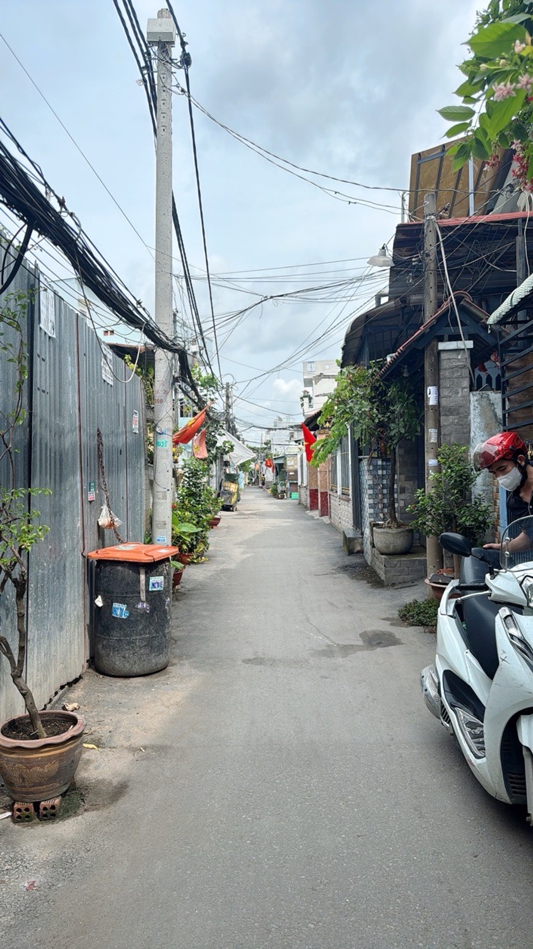 Bán Nhà 75M²–Ngang 5M–Hẻm Xe Hơi–Gần Đặng Văn Bi–Ga Metro Bình Thái–Dòng Tiền 8Tr/tháng– Chỉ 5.7 tỷ