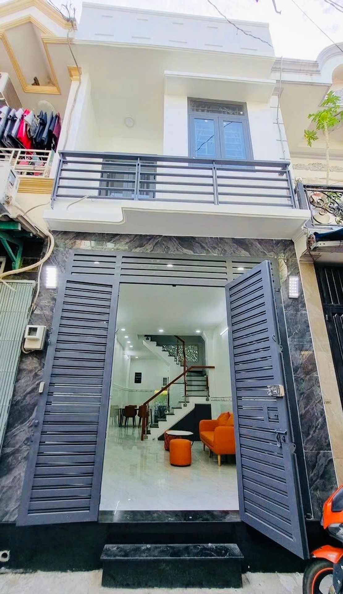 Cơ Hội Hiếm Có: Nhà Riêng 2 Tầng Gần Mặt Tiền Phạm Văn Chiêu, Giá Tốt Nhất Thị Trường