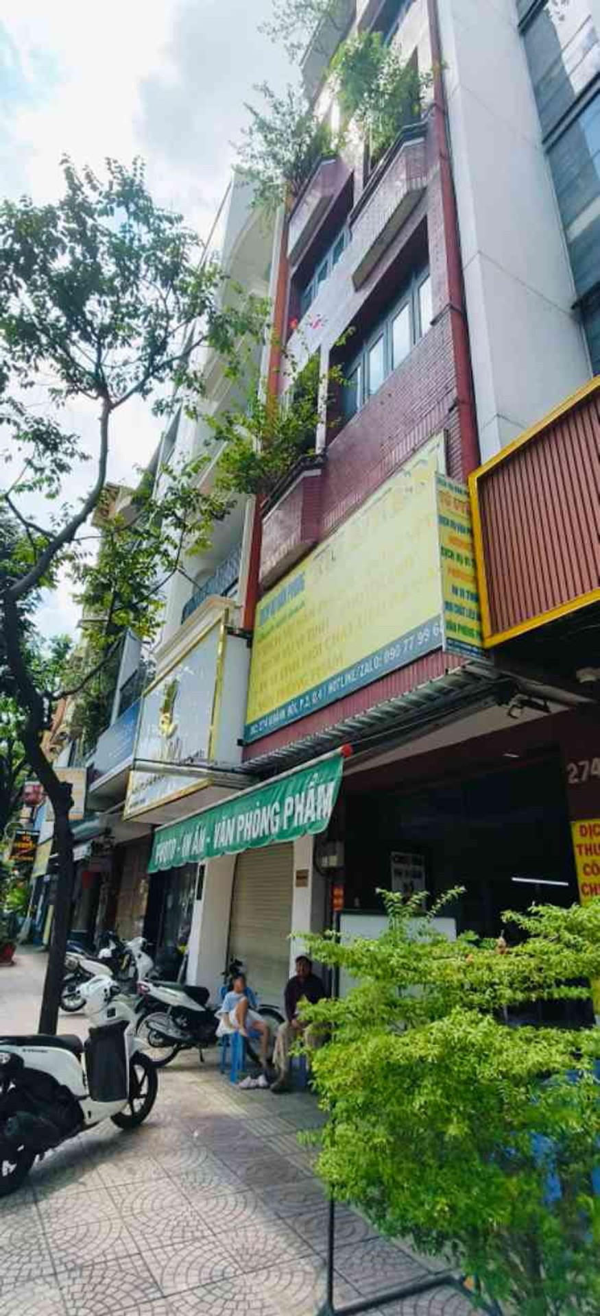 Nhà 2 mặt tiền sang trọng ngay trung tâm Quận 4