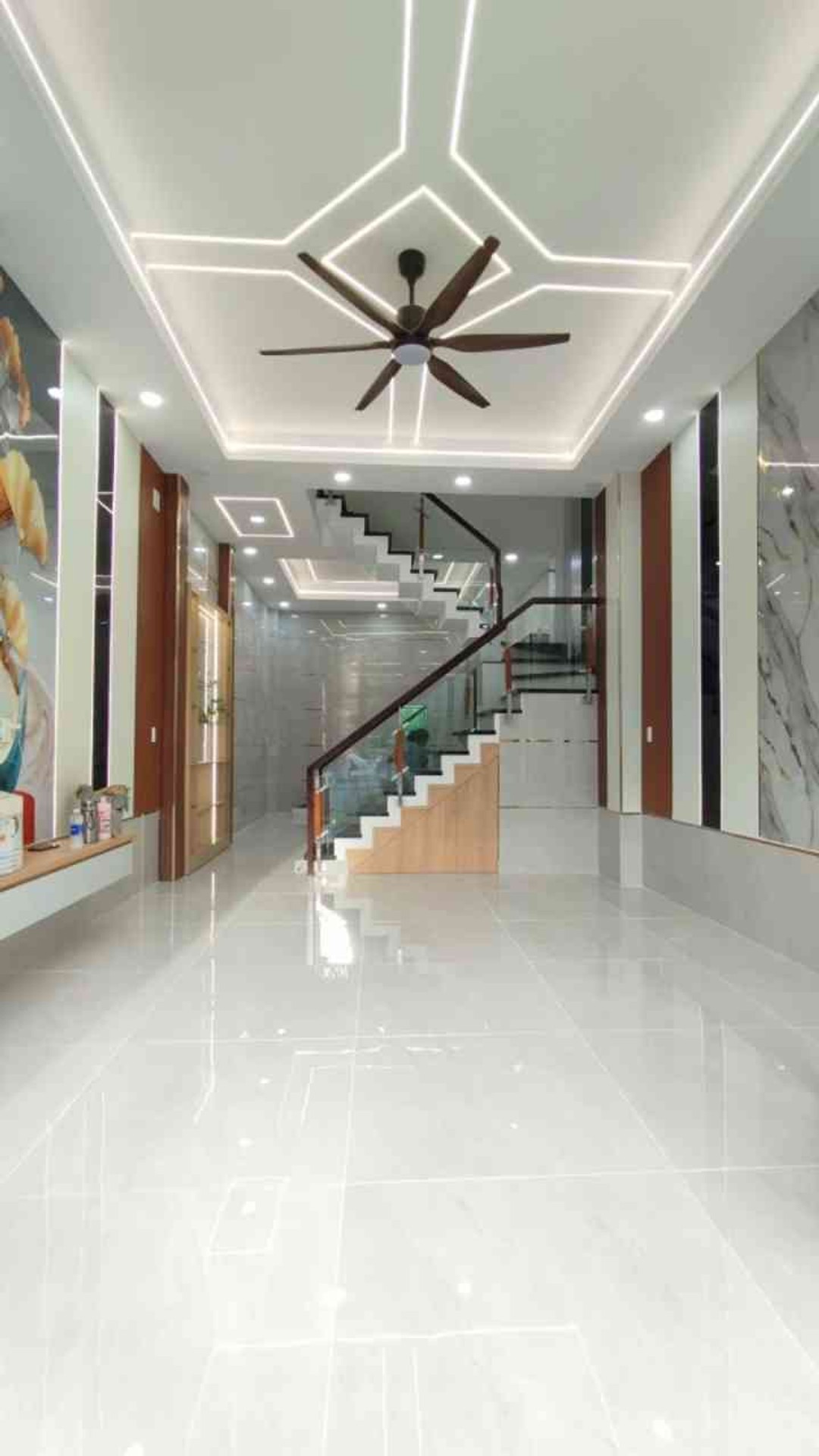 Bán nhà 4 tầng mới xây hẻm ôtô, thiết kế hiện đại tại quận trung tâm