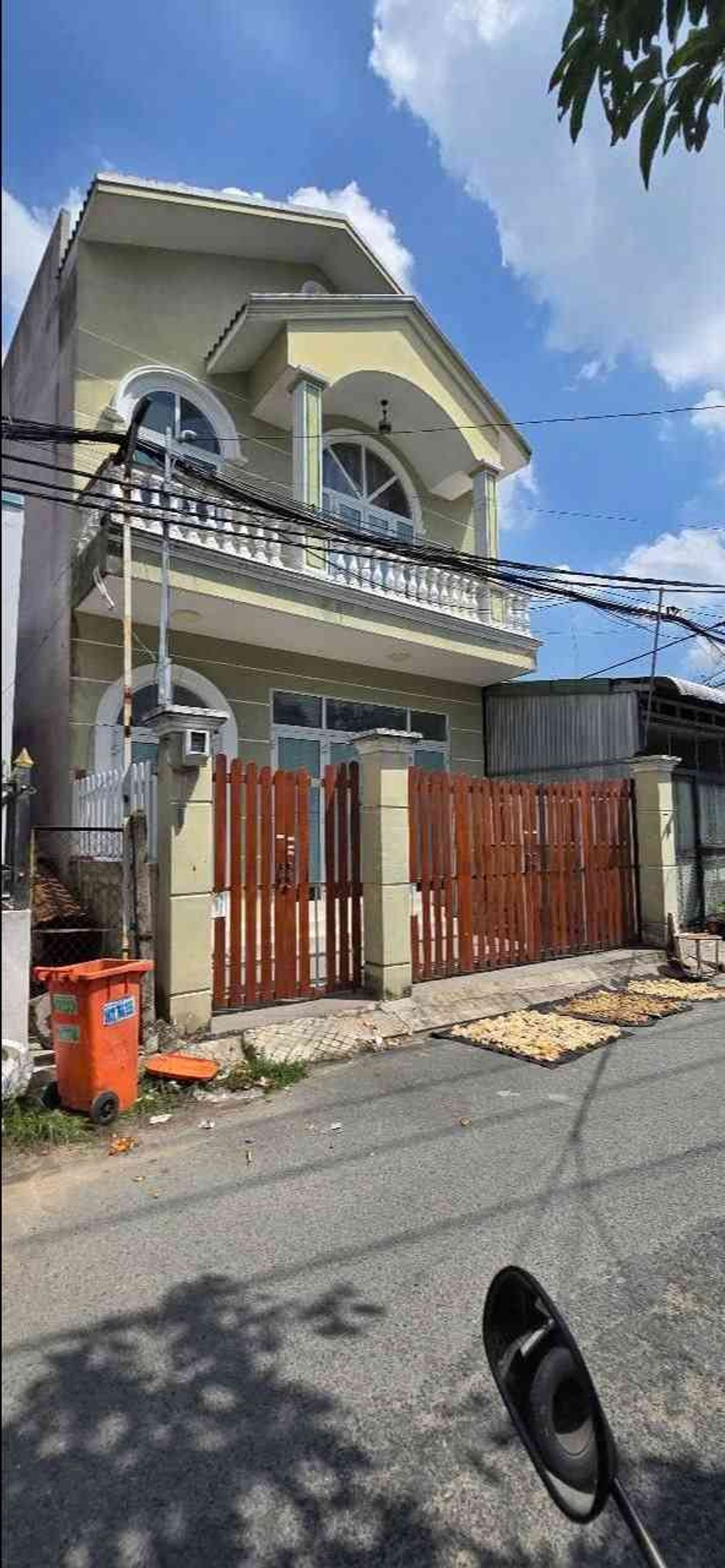 Bán nhà 2 tầng 12x13m mt nhựa kề chợ Xuân Thới Thượng , Hóc Môn, 5.x tỷ