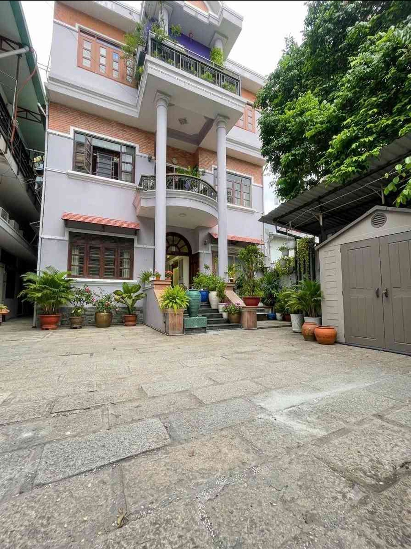 Bán nhà riêng 5 tầng tại Hòa Hưng quận 10, diện tích 405m2 mặt tiền 16m