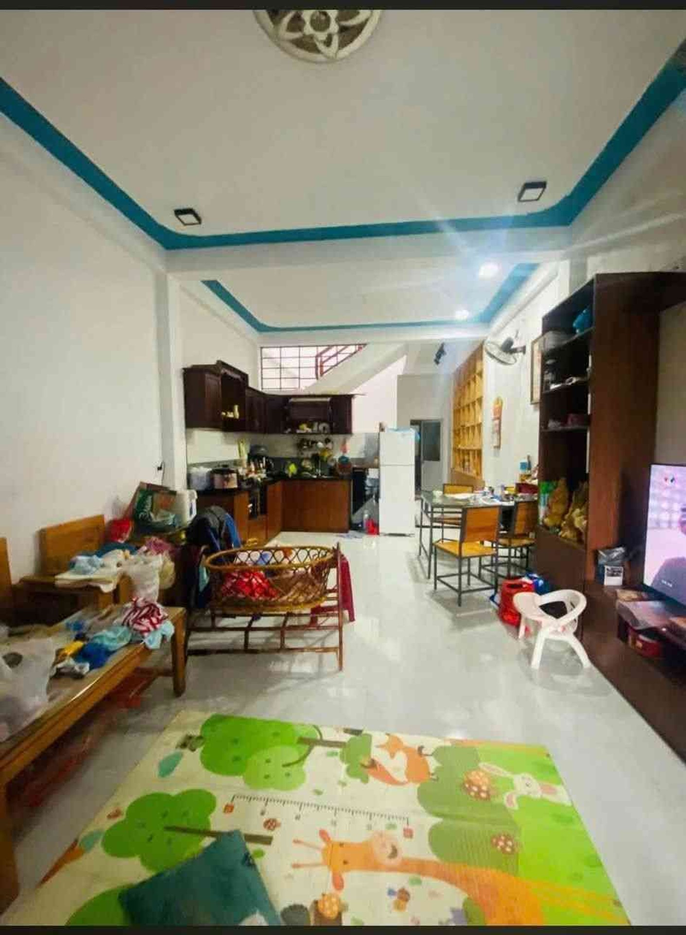 Cơ hội hiếm có sở hữu nhà 3 tầng kiên cố trên kiệt ô tô Tôn Đản