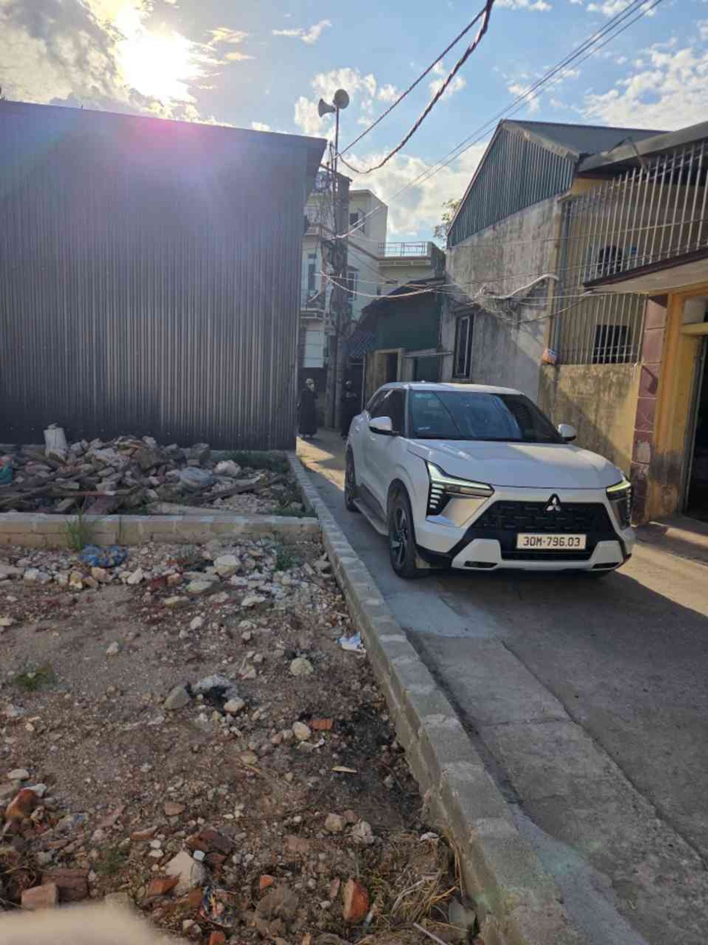 Đất - cổng làng Cống Xuyên Ba Lăng Thường Tín - gầm 100m vuông đẹp ---mời khách Ở hay đầu tư qua