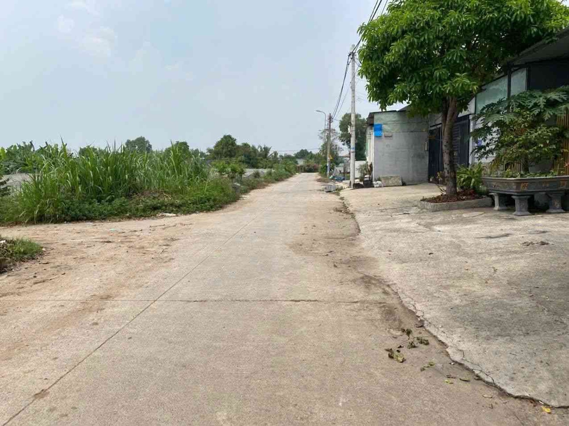 Nhà vườn rộng 1092m2 - Giá thương lượng tại Xuân Thới Sơn