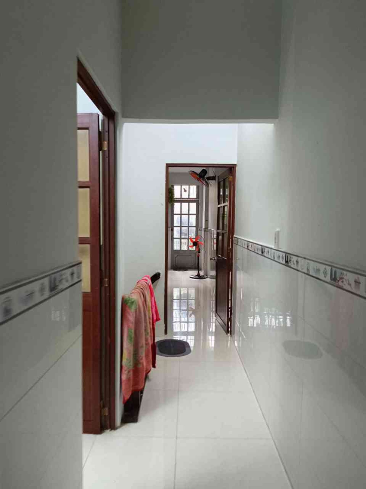 Bán nhà mặt phố 2 tầng, 3PN, diện tích 93m² tại Tân Phú