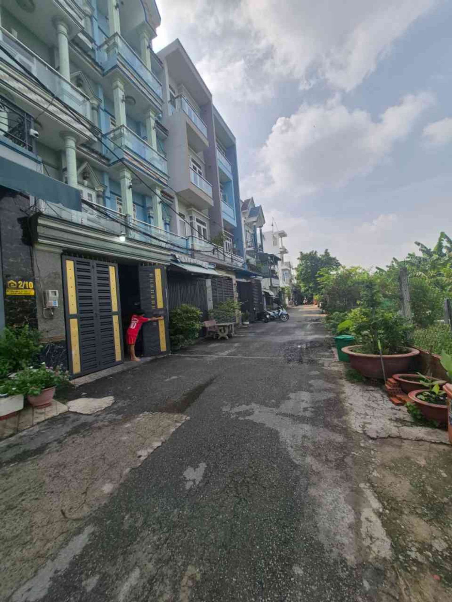 Nhà 3 Tầng Mặt Phố Sầm Uất Bà Điểm - Vào Ở Ngay
