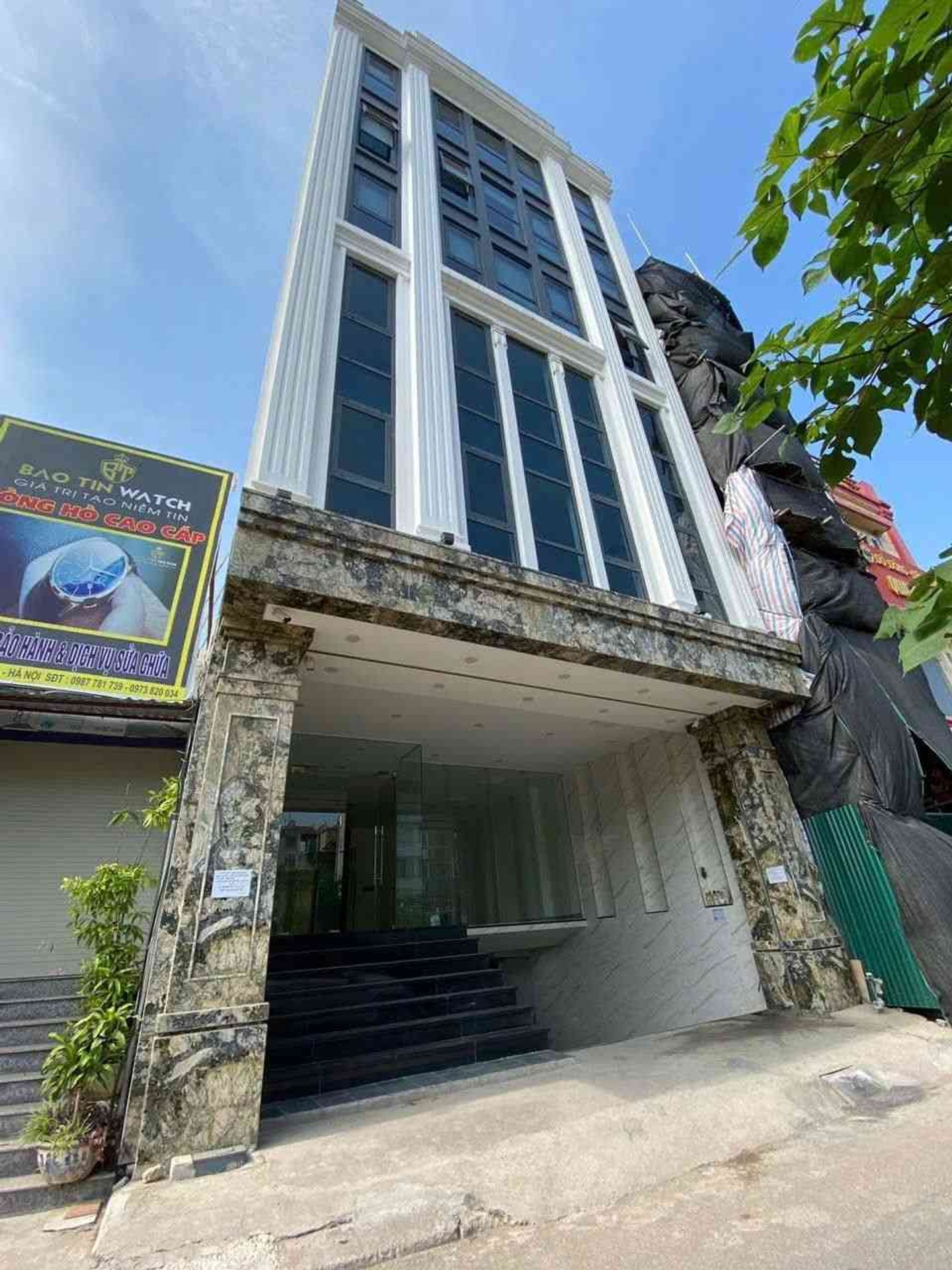 Tòa nhà văn phòng đẳng cấp tại Tây Hồ, cơ hội đầu tư tuyệt vời