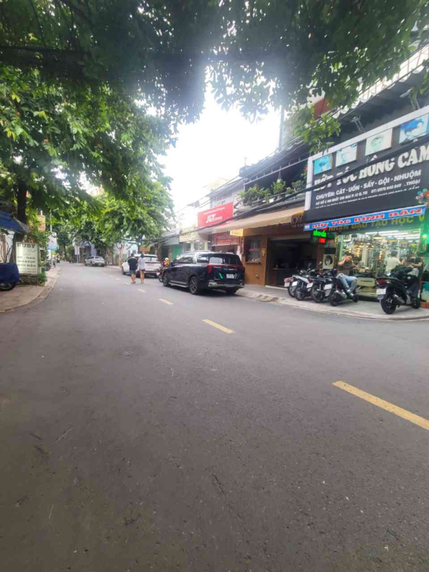 Bán nhà mặt phố 4 tầng, 72m2, giá 13,3 tỷ tại Tân Bình