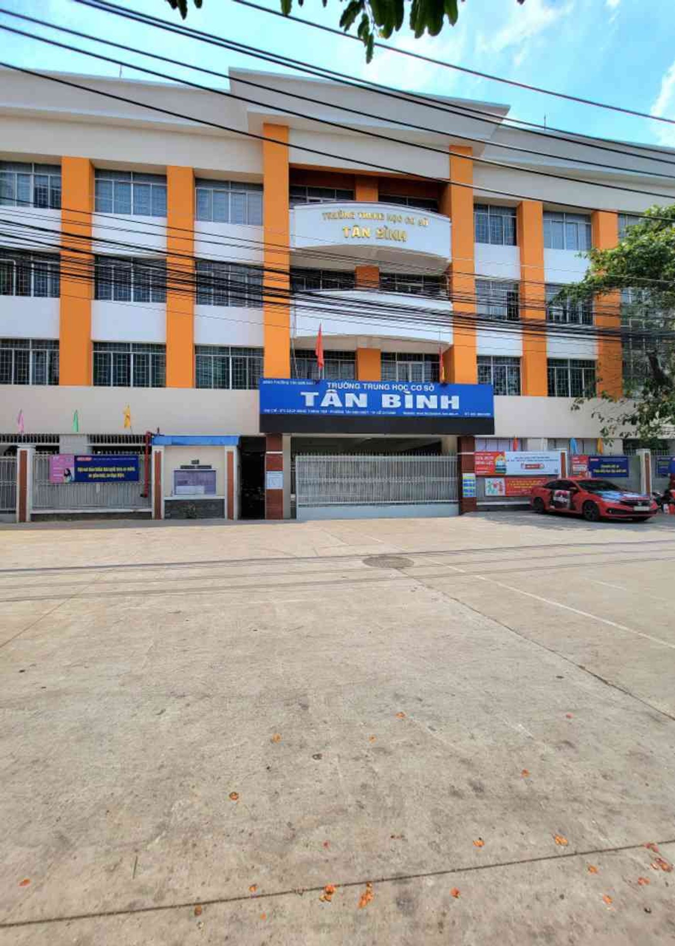 Bán nhà 4 tầng 5PN hẻm xe tải Cách Mạng Tháng 8, giá 13.9 tỷ