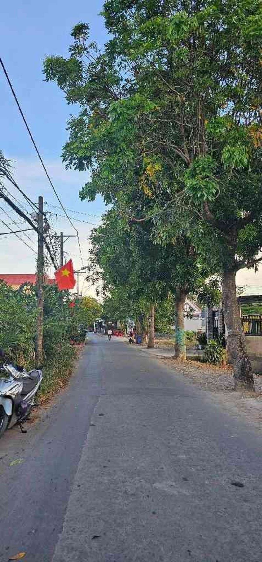 Bán đất 820m2 hướng Tây Nam, mặt tiền 18m tại Bình Chánh, giá 14 tỷ