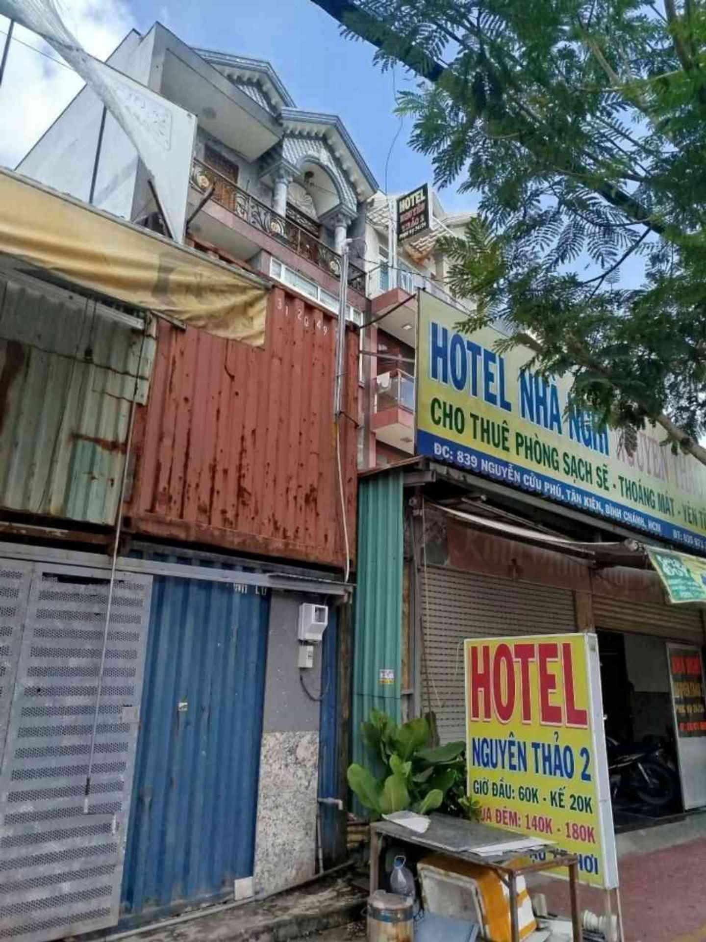 📐 Ngang 6m x 42m – 237.3m² đất, công nhận trên sổ.
🏠 2 tầng BTCT – hoàn công chuẩn chỉnh, chính