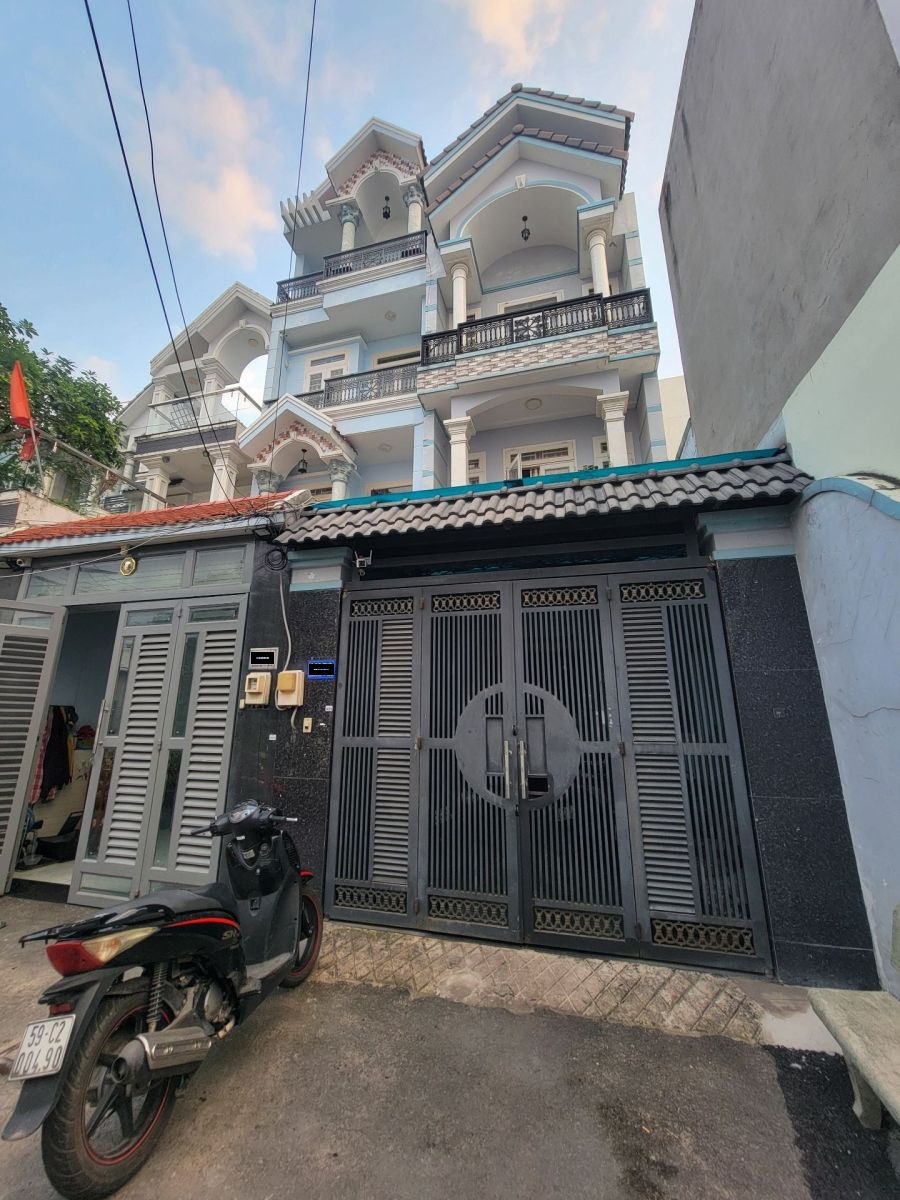 BÁN NHÀ NGUYỄN DUY CUNG - HẺM ÔTÔ ĐỔ CỬA - 4X24M - 90M2 -4 TẦNG - 8.3 TỶ