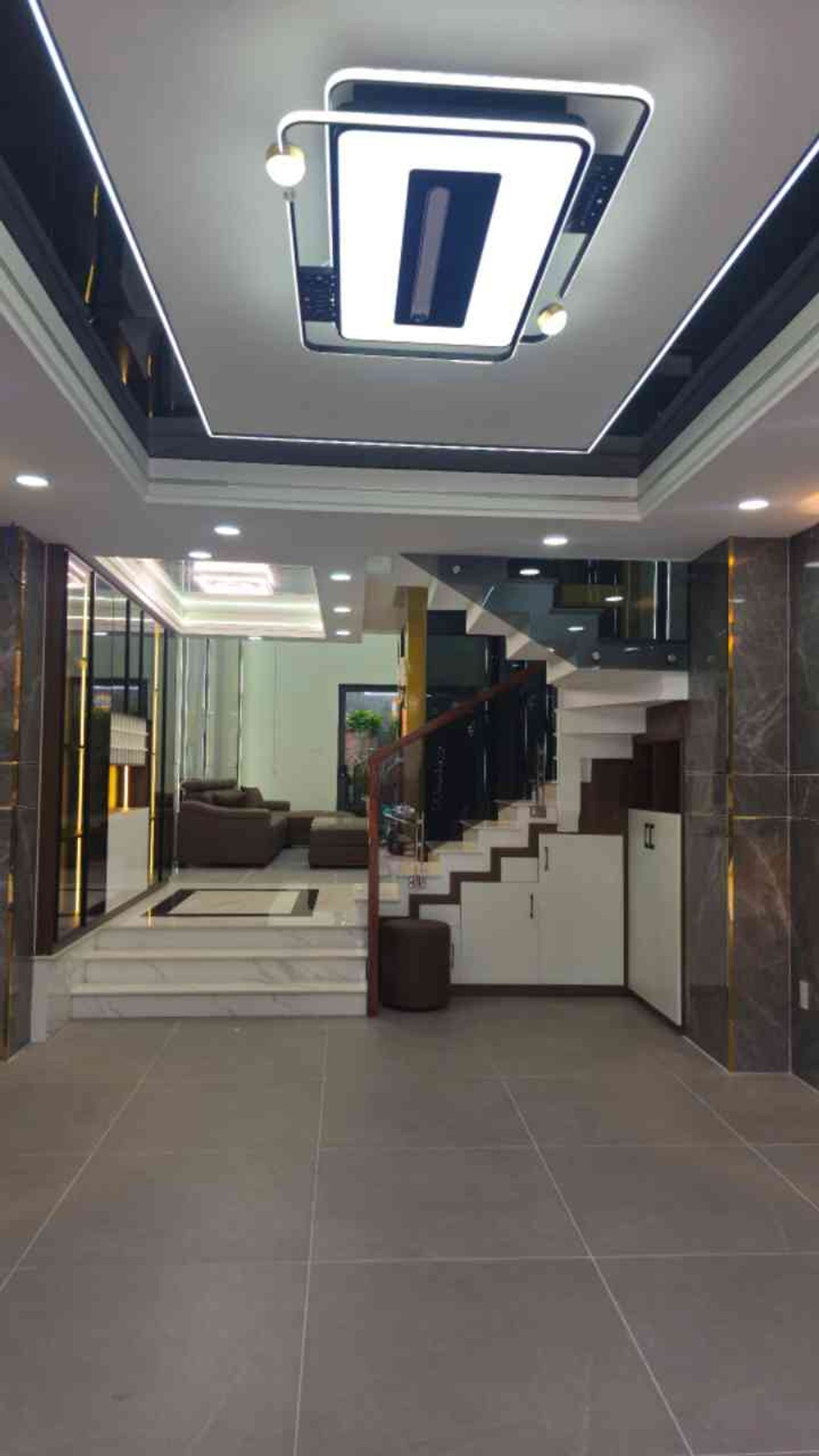 Bán nhà riêng 4,5 tầng 64m2 ở Bình Tân giá 9,1 tỷ