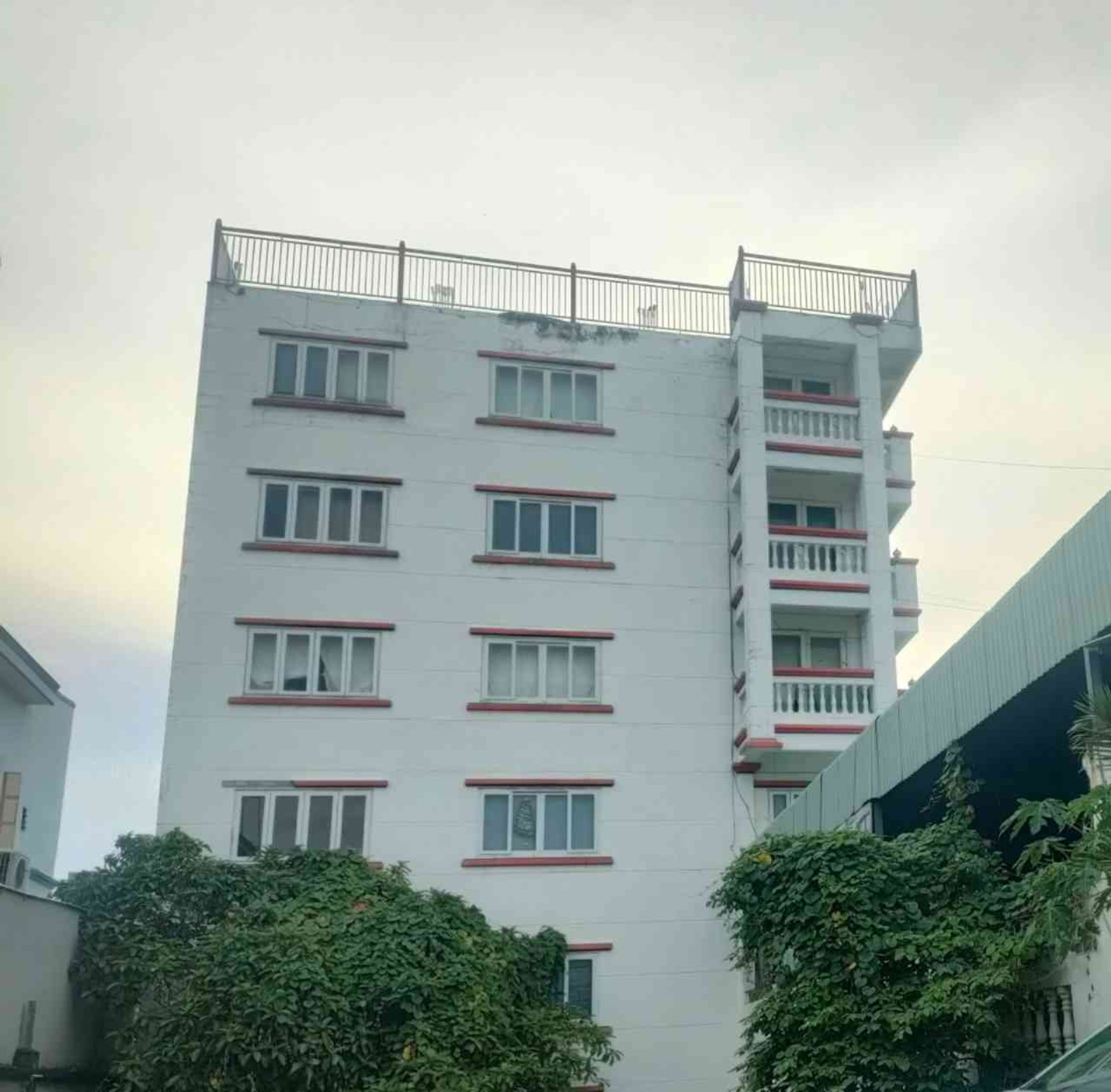 Bán kho nhà xưởng 7 tầng diện tích 503,3 m2 tại quận giáp ranh Quận 12