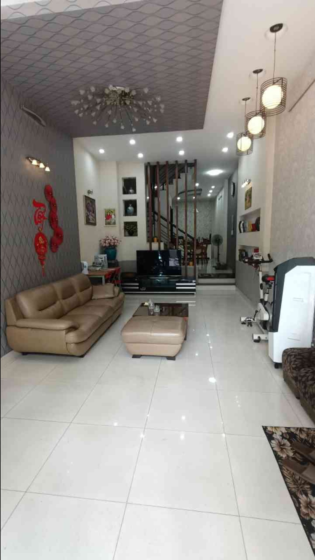 Bán nhà mặt phố 4 tầng tại Tân Sơn Nhì, gần sân bay Tân Sơn Nhất