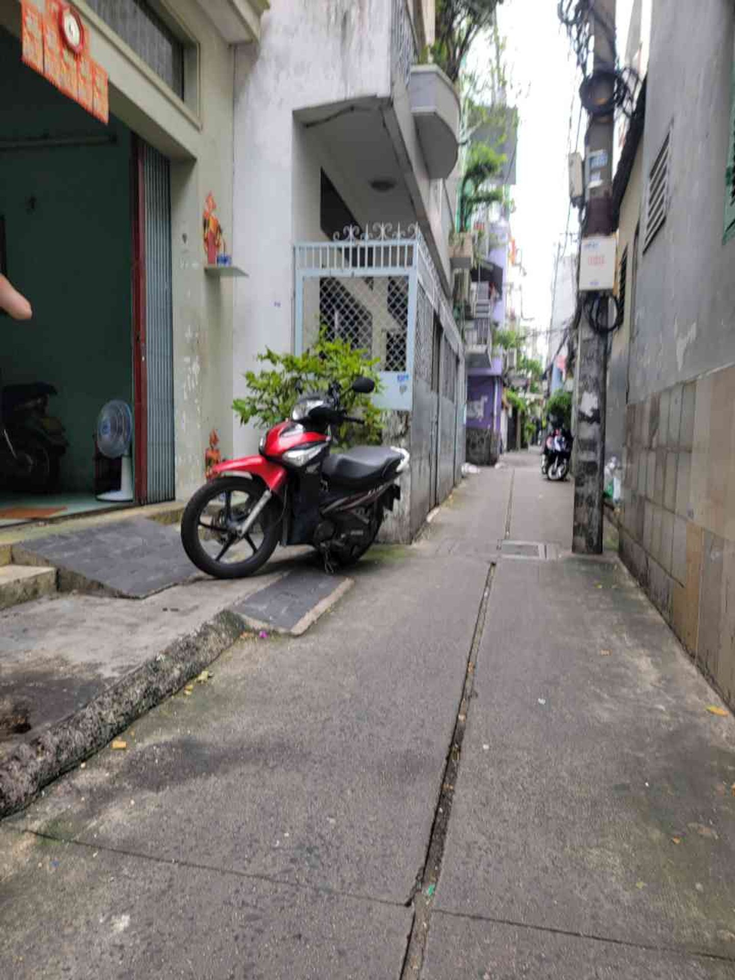 Ngôi Nhà 3 Tầng Sôi Động Giữa Trái Tim Nguyễn Tri Phương