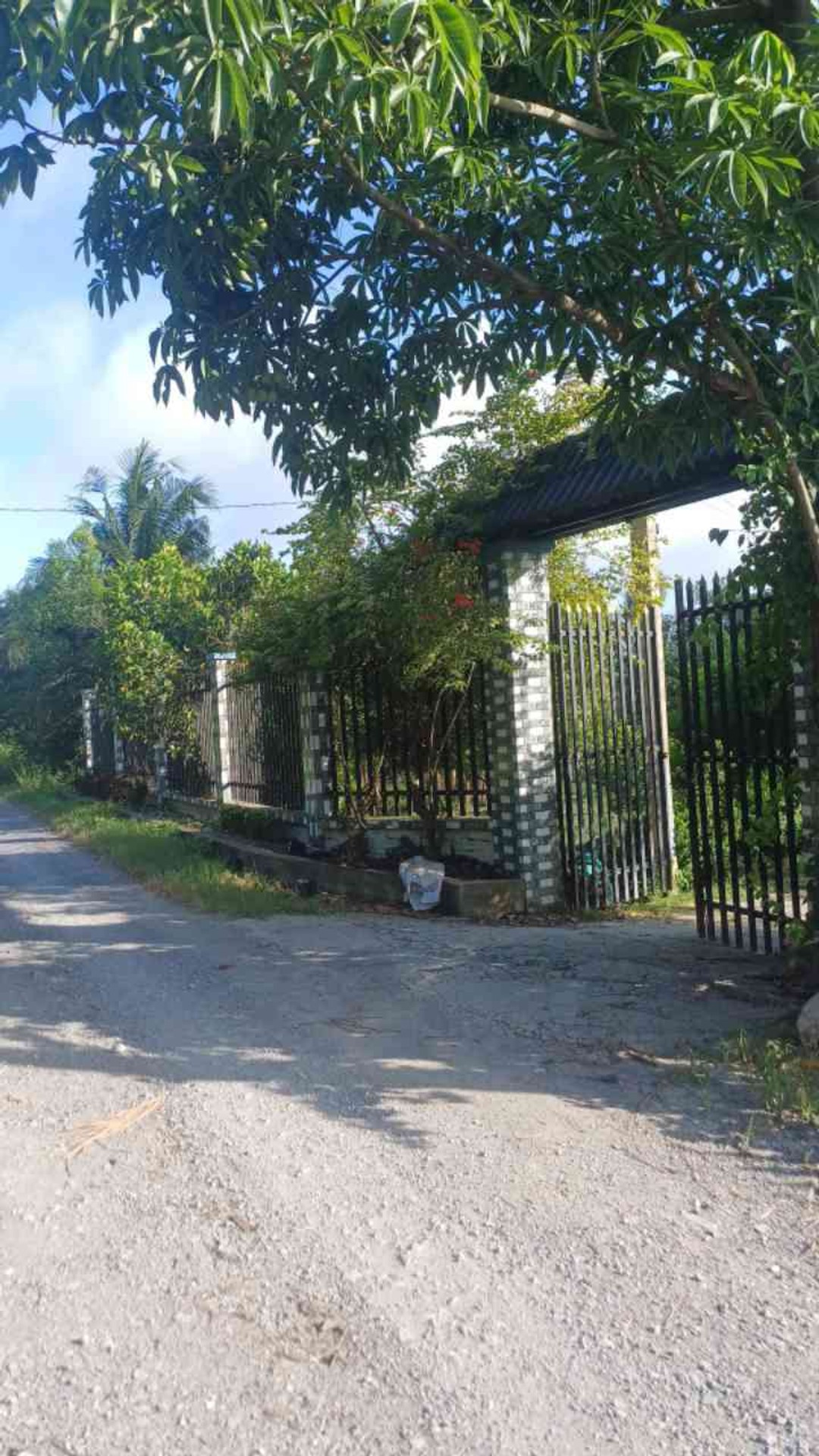 Bán đất 5046m2 hướng Nam, sổ gộp 3 nền tại khu vực thuận tiện
