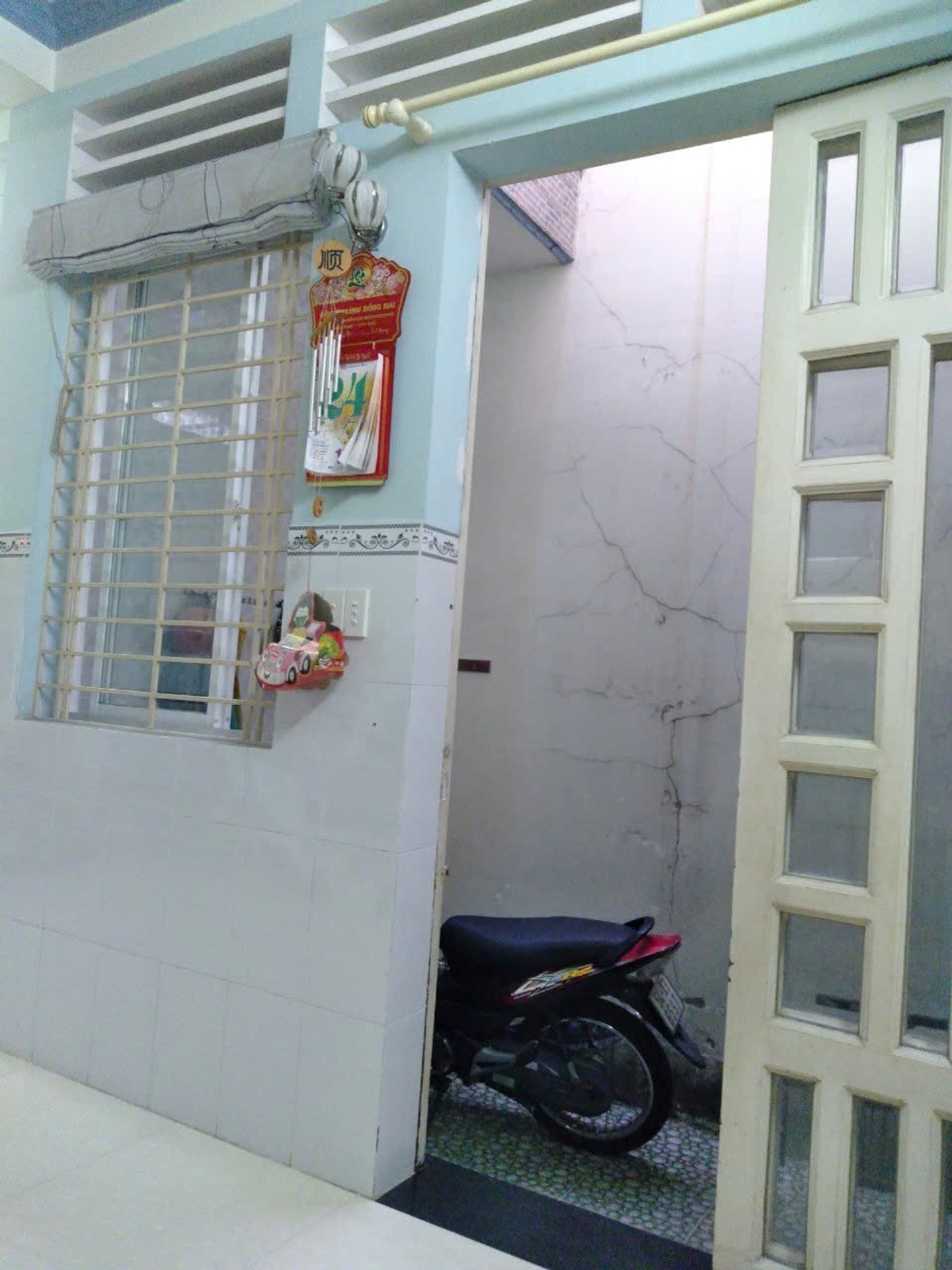 Nhà riêng 2 tầng thiết kế kiên cố, vị trí yên tĩnh gần Hồ Bá Kiện, Quận 10