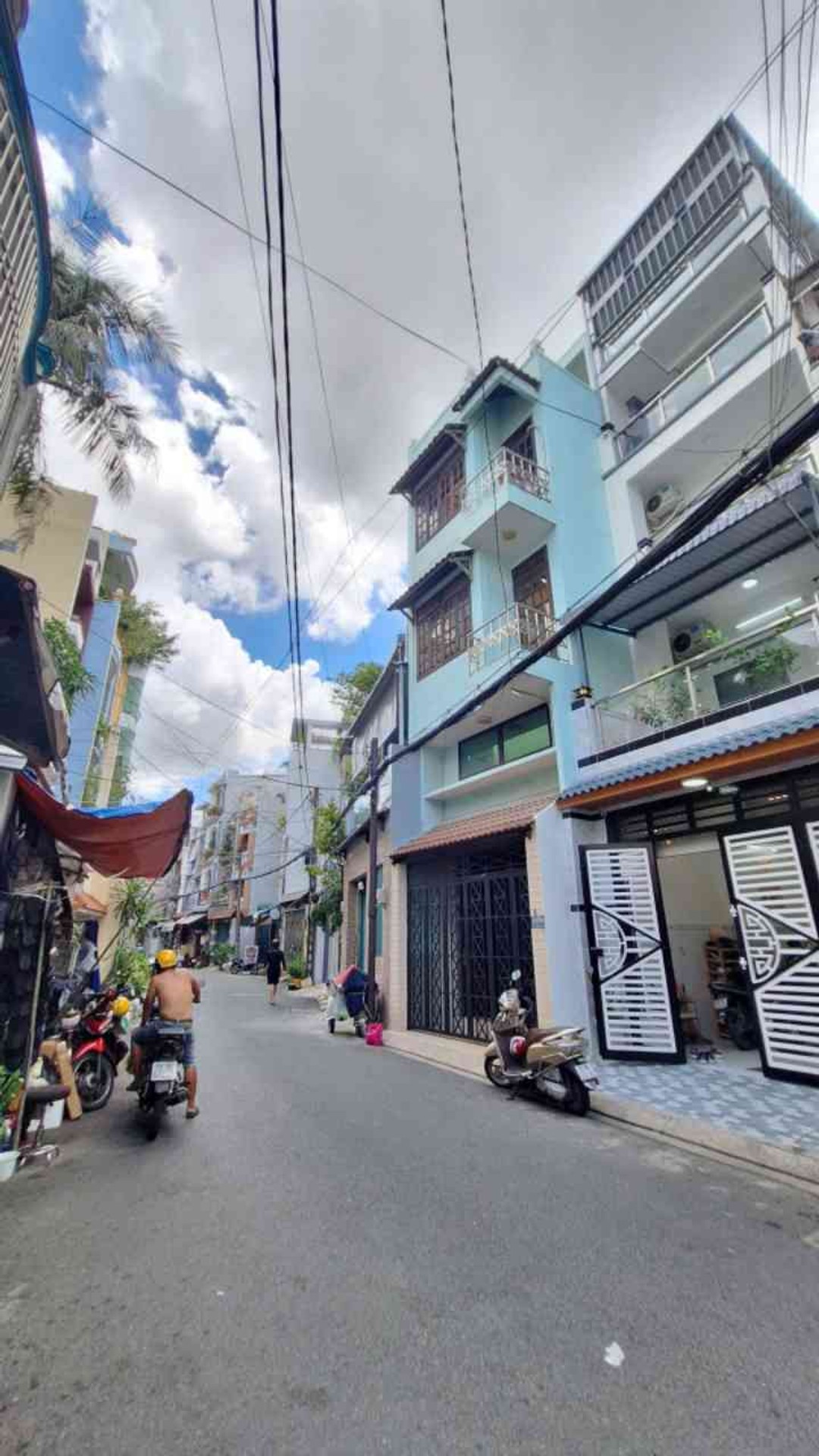 Nhà 5 tầng đẹp xịn, 6 phòng ngủ, trung tâm Tân Bình giá sốc