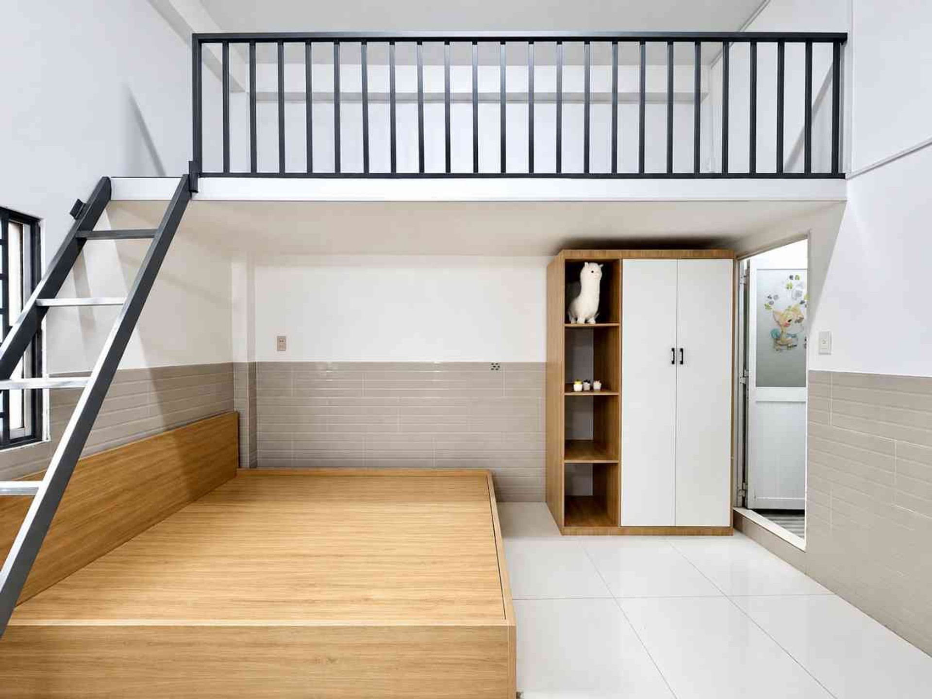 Chủ Nhà Bự - CHDV Góc 2 Mặt Tiền Thu 110 Triệu/Tháng