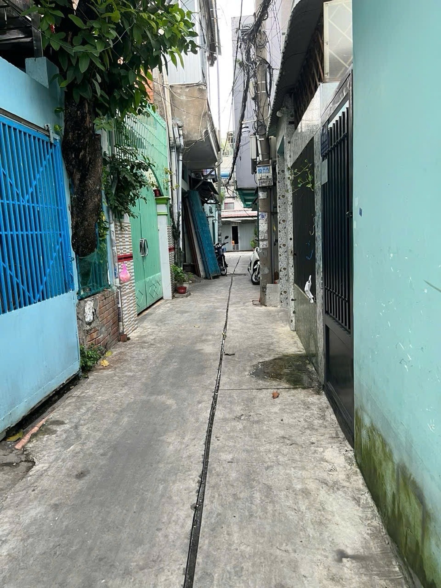 Nhà Hẻm Thông Quận 11 - Giá Tốt, Tiện Ích Đầy Đủ