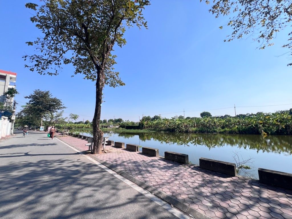 Bán đất mặt tiền 7.7m tại Phú Thị, gần Quốc lộ 5, tiện di chuyển về Long Biên và trung tâm Hà Nội