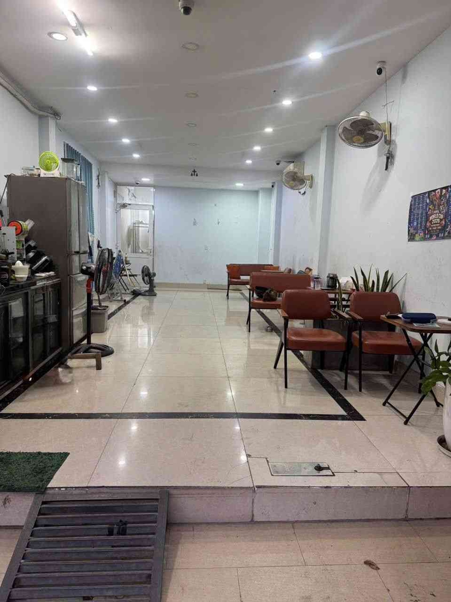 CHDV, MẶT BẰNG CHO THUÊ, GẦN SÂN BAY - 5Tầng-Ngang 5m - Hoàng Văn Thụ - TÂN BÌNH
