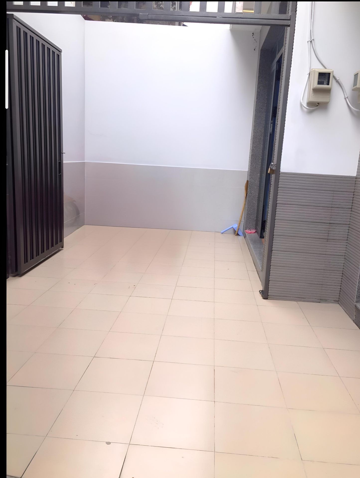 Nhà Đẹp Hướng Tây, Sát Công Viên Tân Phước, Giá Tốt