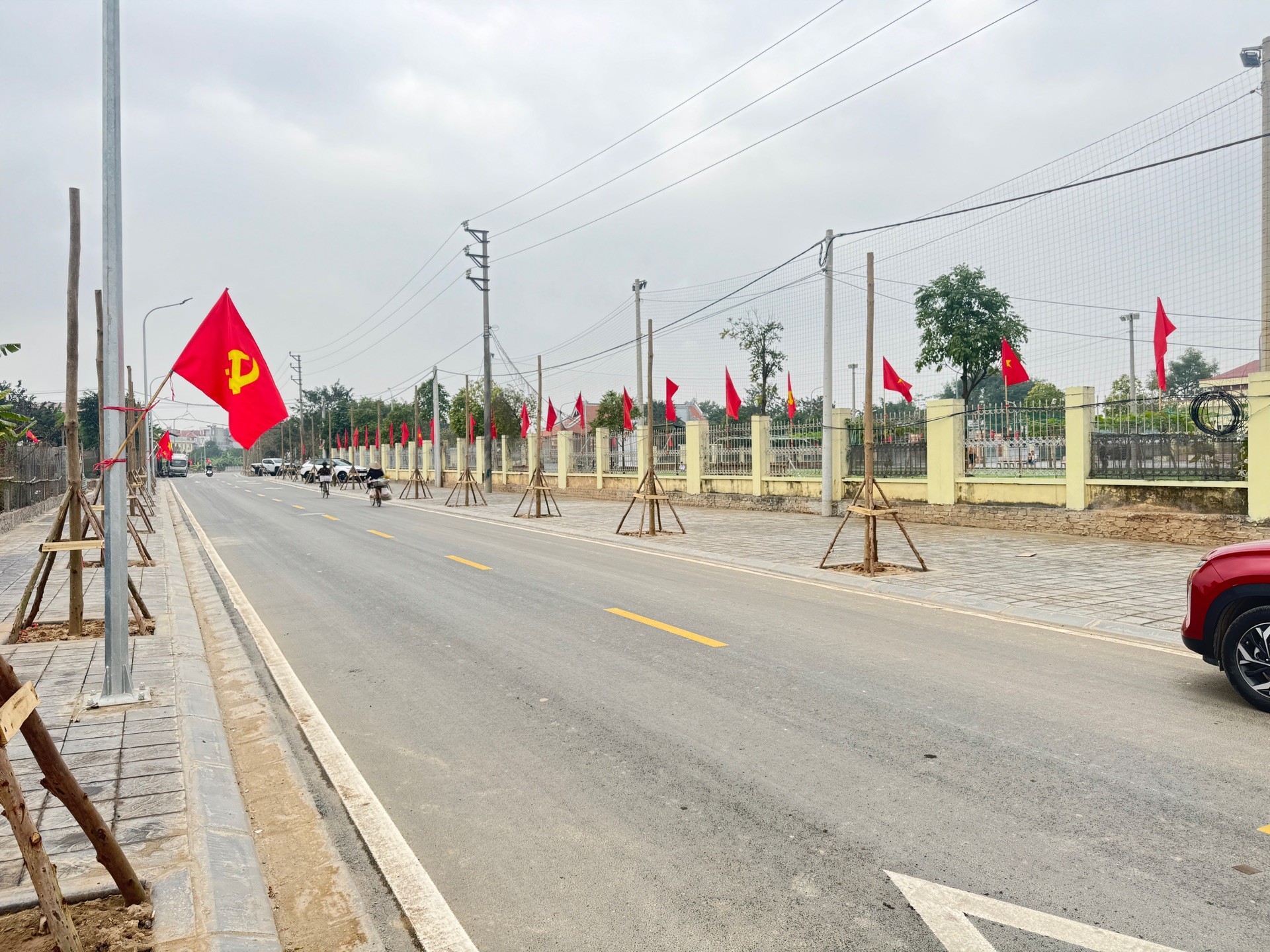 🌺TẶNG NHÀ 2 TẦNG - ĐƯỜNG THÔNG OTO VÀO ĐẤT - ĐÓN ĐẦU DỰ ÁN ĐẠI LỘ SÔNG HỒNG ĐÃ KHỞI CÔNG