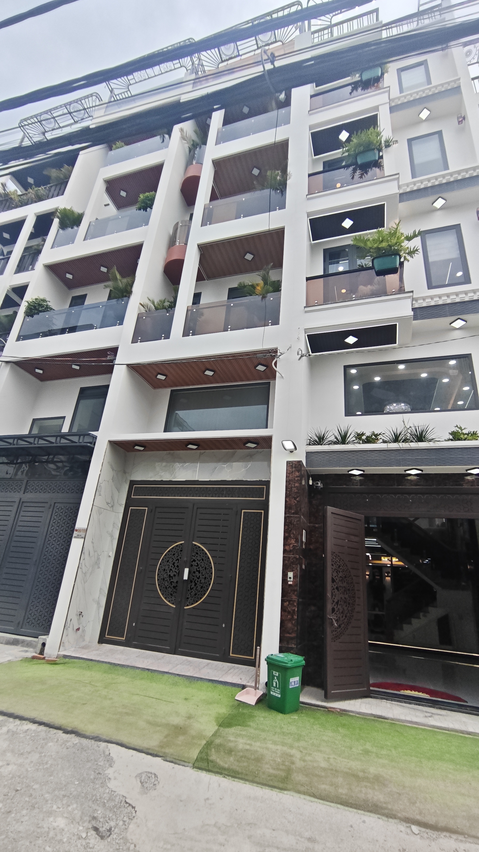BÁN NHÀ 5 TẦNG HẺM THÔNG TRUNG MỸ TÂY Q12 4x16.5M FULL NỘI THẤT GIÁ 7.5TỶ