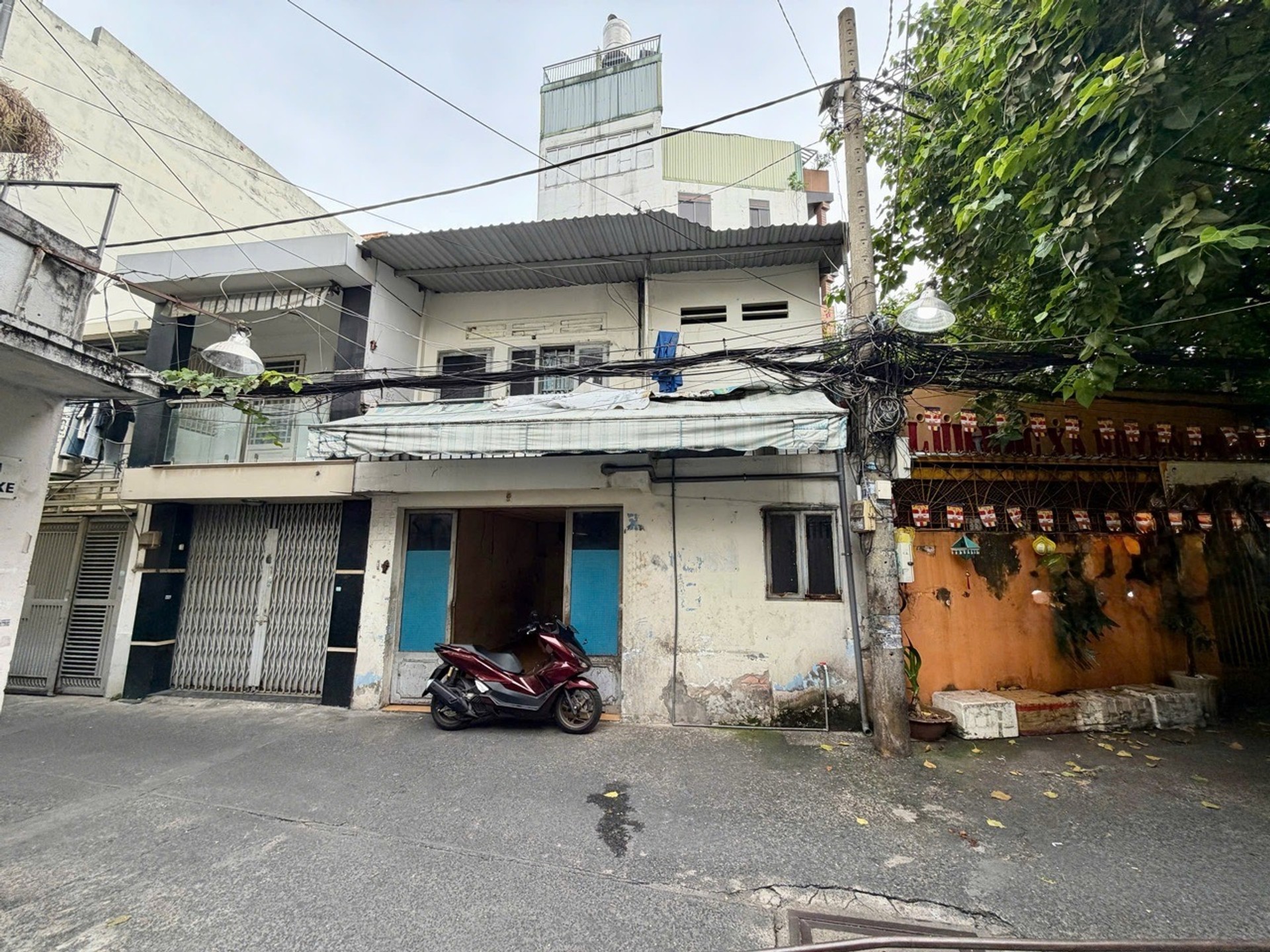 781.11 Lạc Long Quân