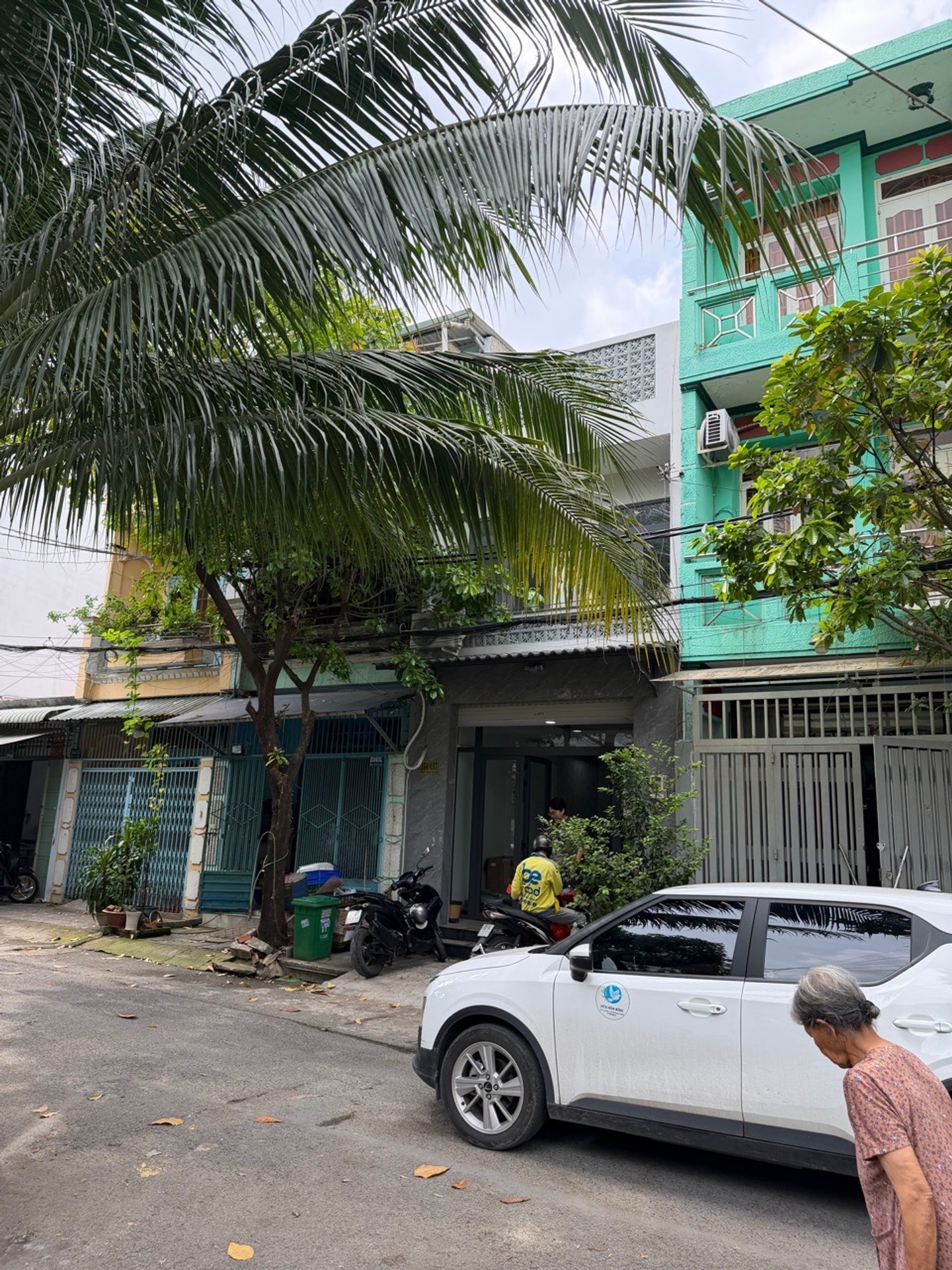 Nhà 2 tầng 52m2 khu phân lô Nguyễn Phúc Chu giá 8,6 tỷ