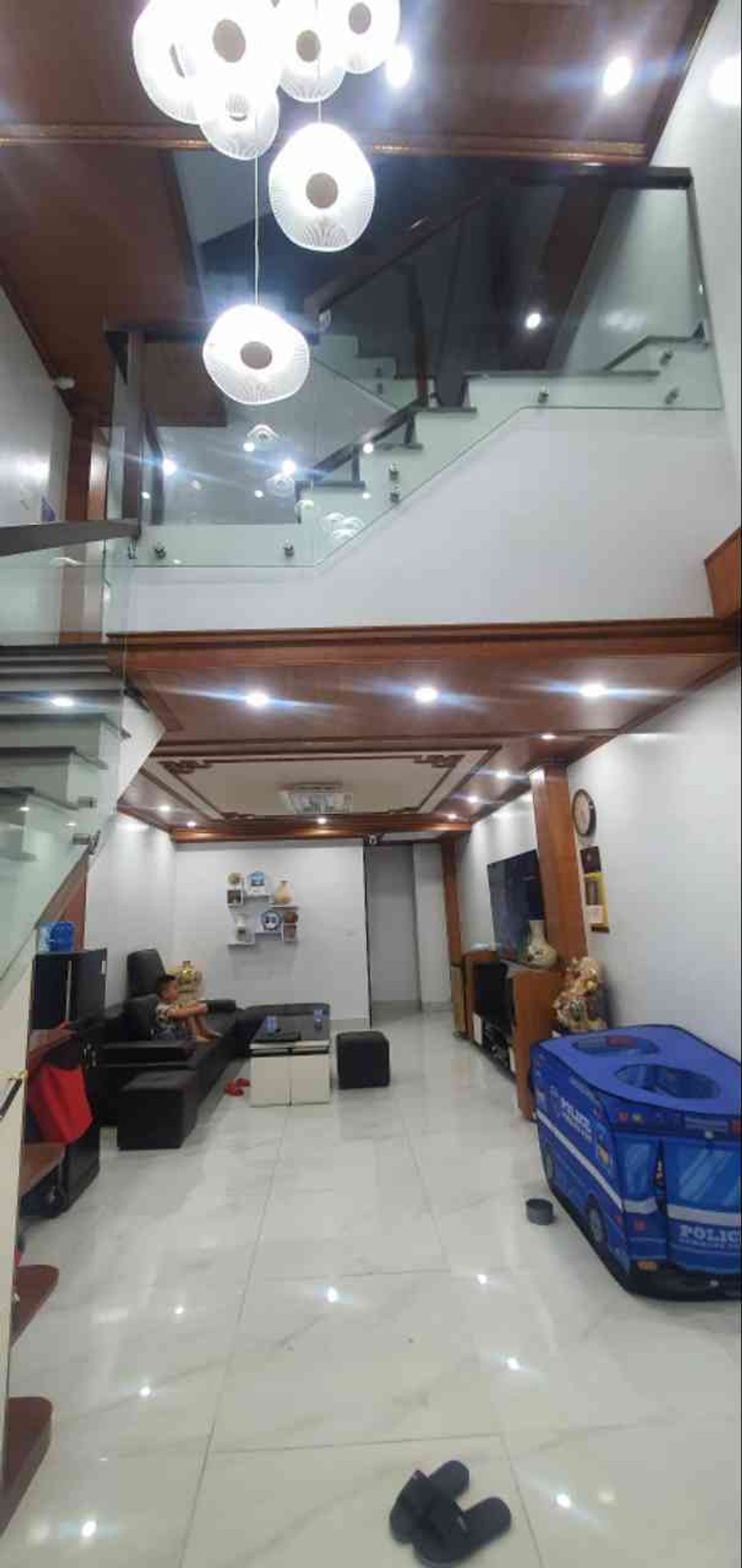 Nhà 4.5 tầng siêu đẹp tại Kiêu Kỵ-Gia Lâm.Gần Vin1,Chợ,Trường Học.