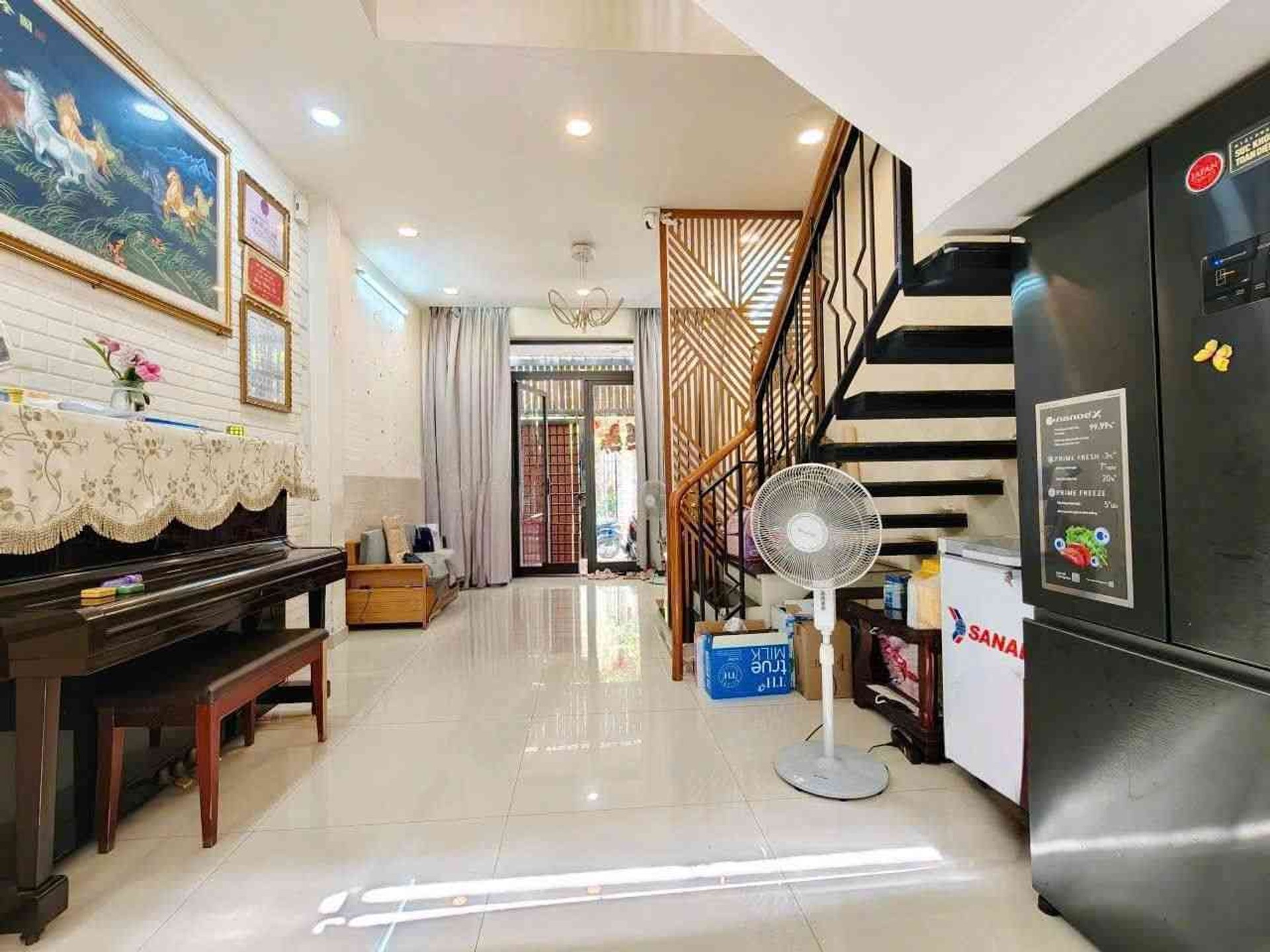 Nhà đẹp 3 tầng Tân Sơn Nhì, hẻm xe hơi, gần công viên