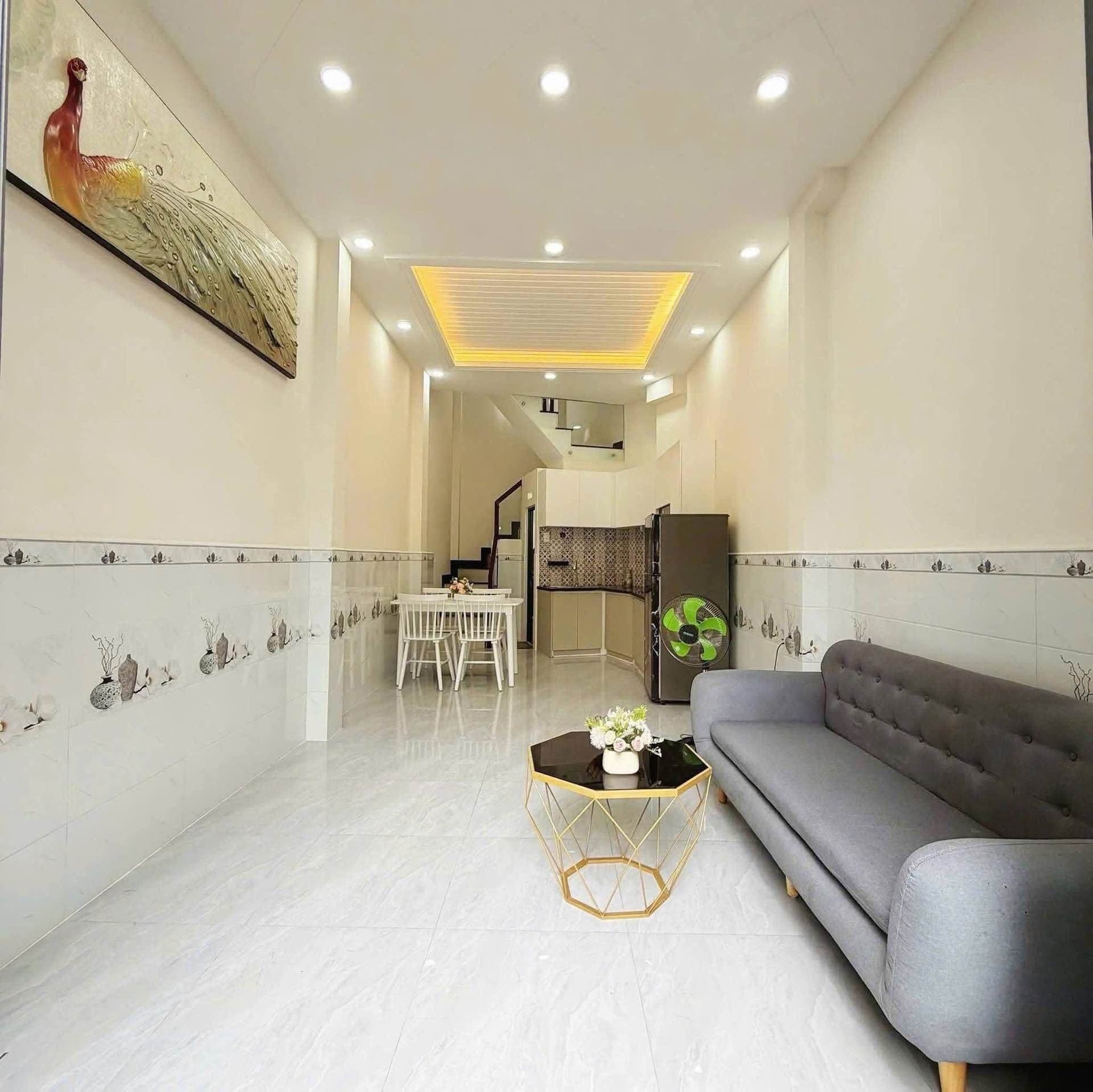🏡 TRỆT LẦU SỔ HỒNG RIÊNG GẦN CHỢ THẠCH ĐÀ